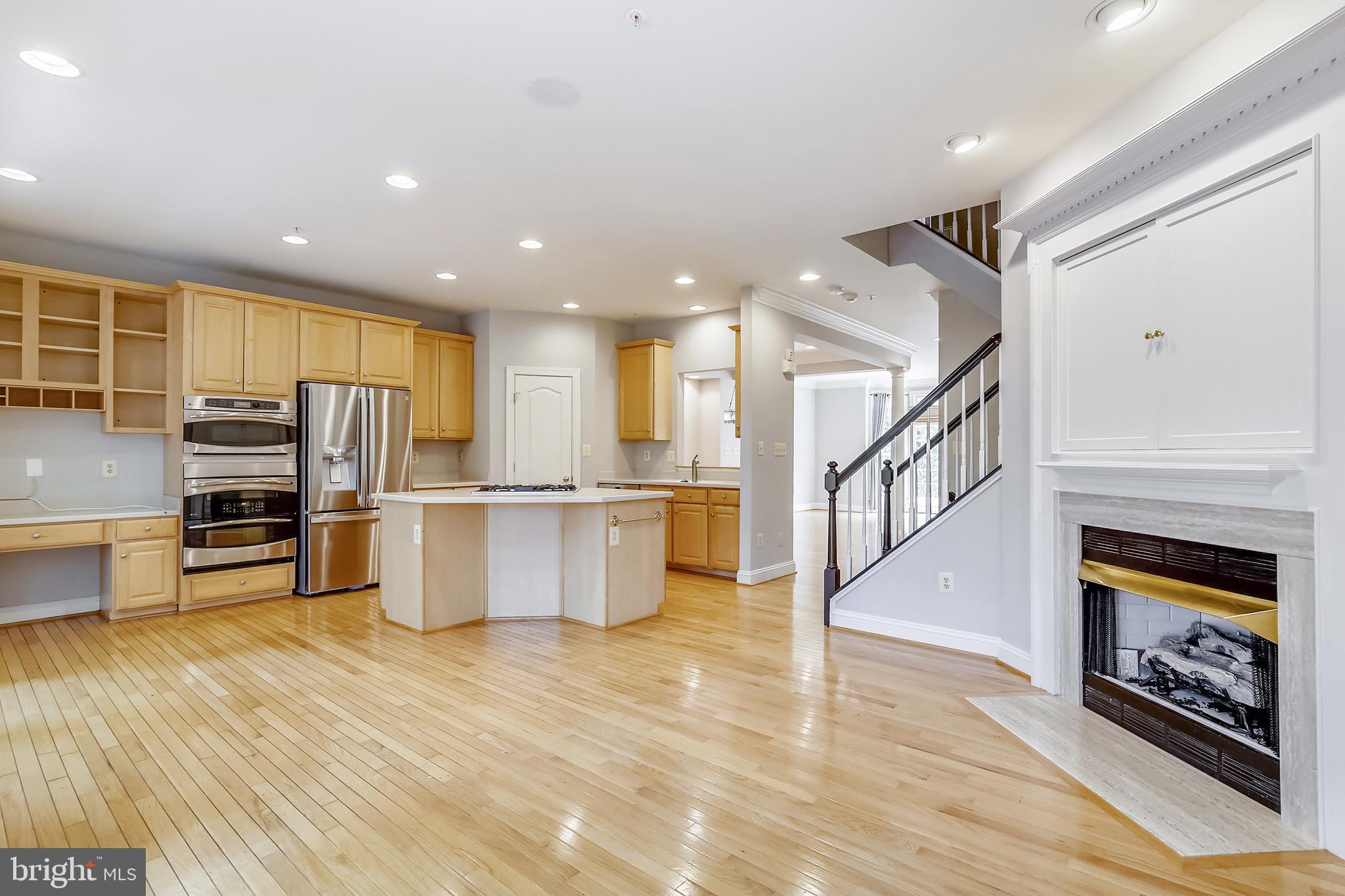 10555 Tuckerman Heights Circle North Bethesda, MD 20852 - Photo 15 of 66