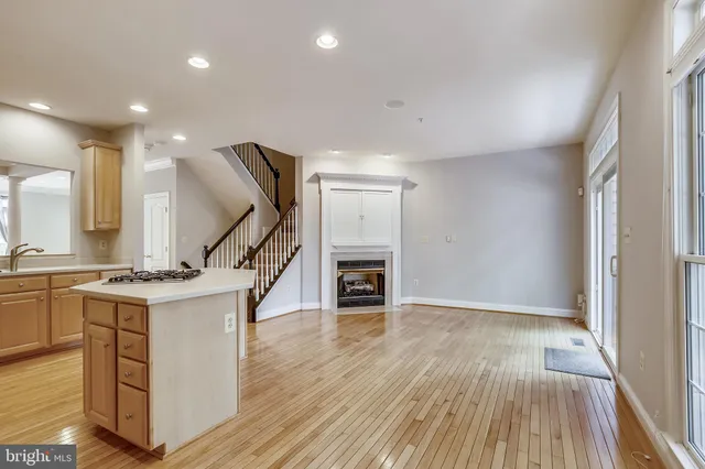 $4,100 | 10555 Tuckerman Heights Circle, North Bethesda, MD 20852