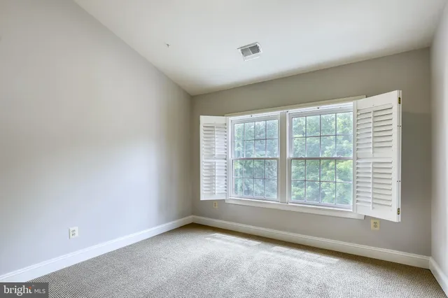 $4,100 | 10555 Tuckerman Heights Circle, North Bethesda, MD 20852