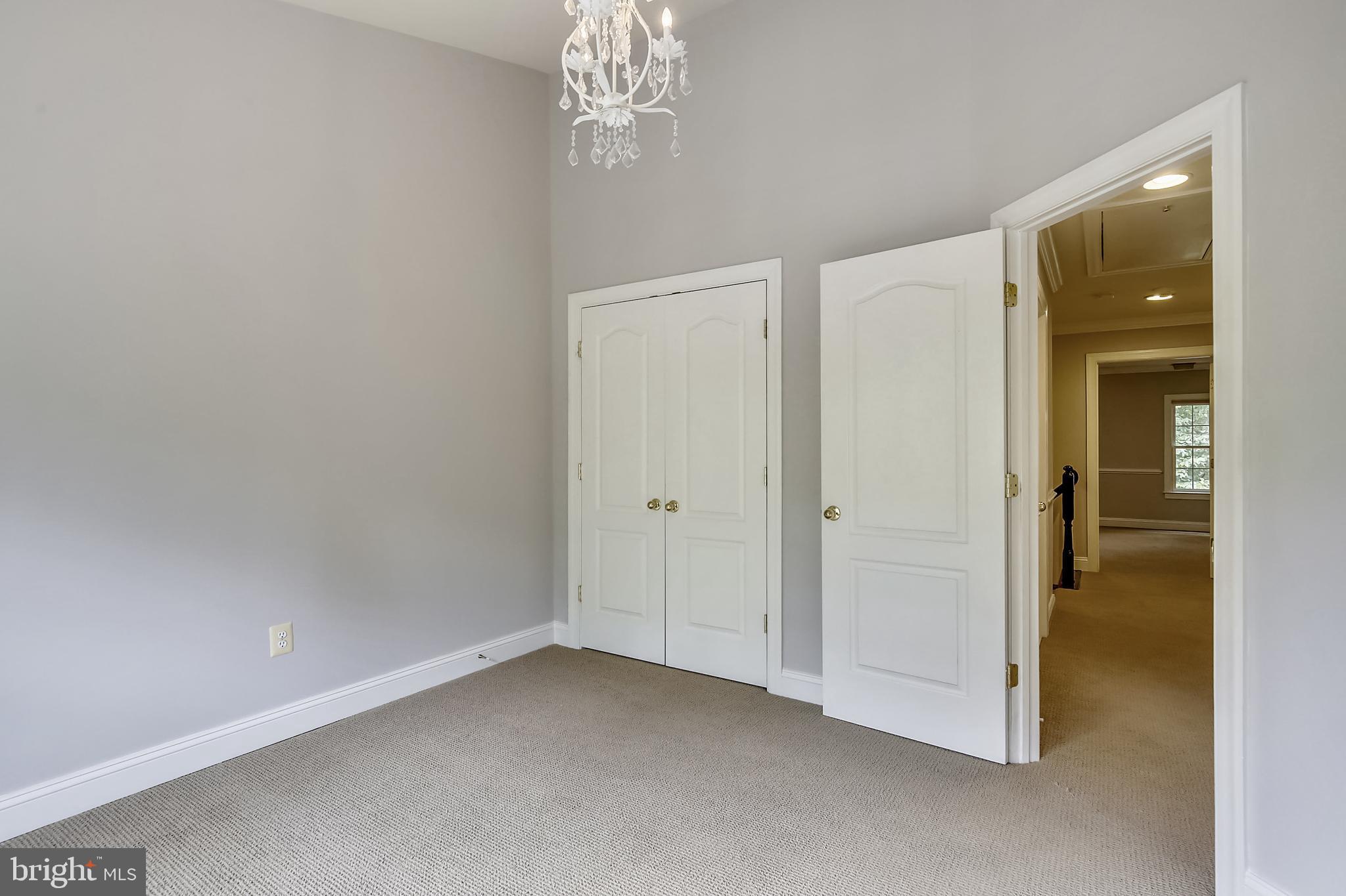 10555 Tuckerman Heights Circle North Bethesda, MD 20852 - Photo 40 of 66