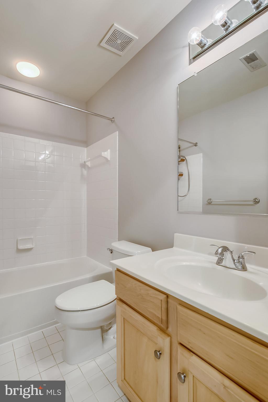 10555 Tuckerman Heights Circle North Bethesda, MD 20852 - Photo 46 of 66