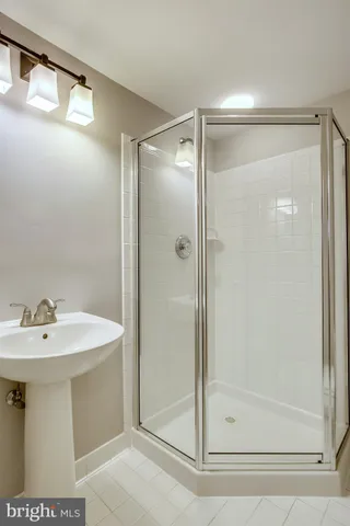 $4,100 | 10555 Tuckerman Heights Circle, North Bethesda, MD 20852