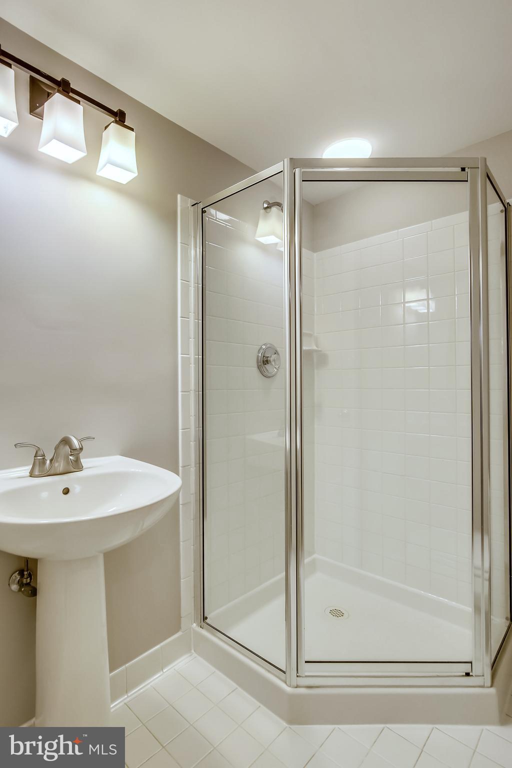 10555 Tuckerman Heights Circle North Bethesda, MD 20852 - Photo 52 of 66