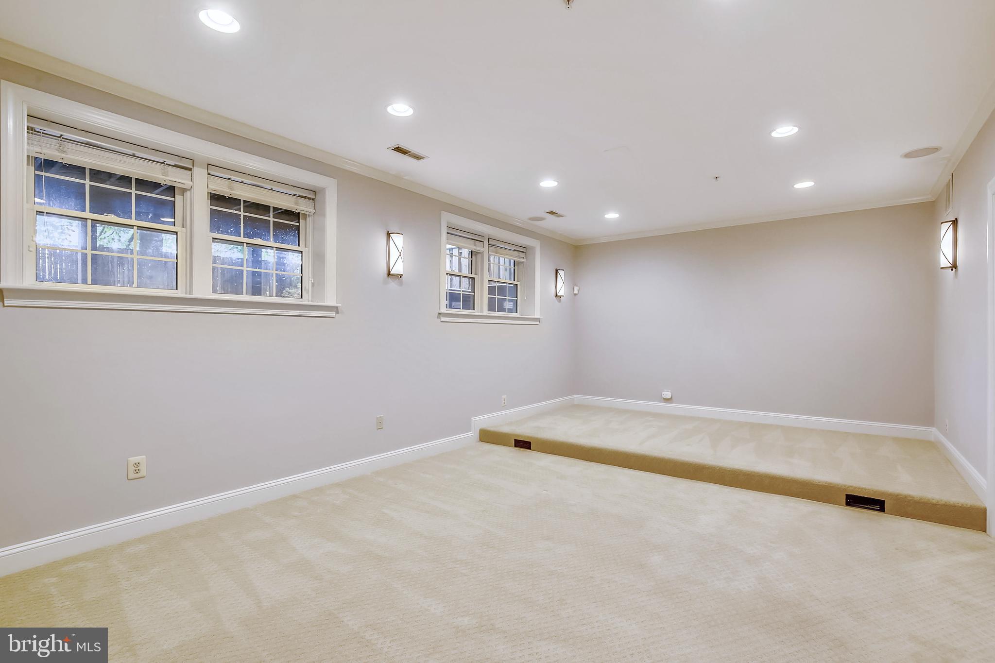 10555 Tuckerman Heights Circle North Bethesda, MD 20852 - Photo 53 of 66