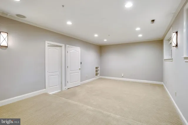 $4,100 | 10555 Tuckerman Heights Circle, North Bethesda, MD 20852