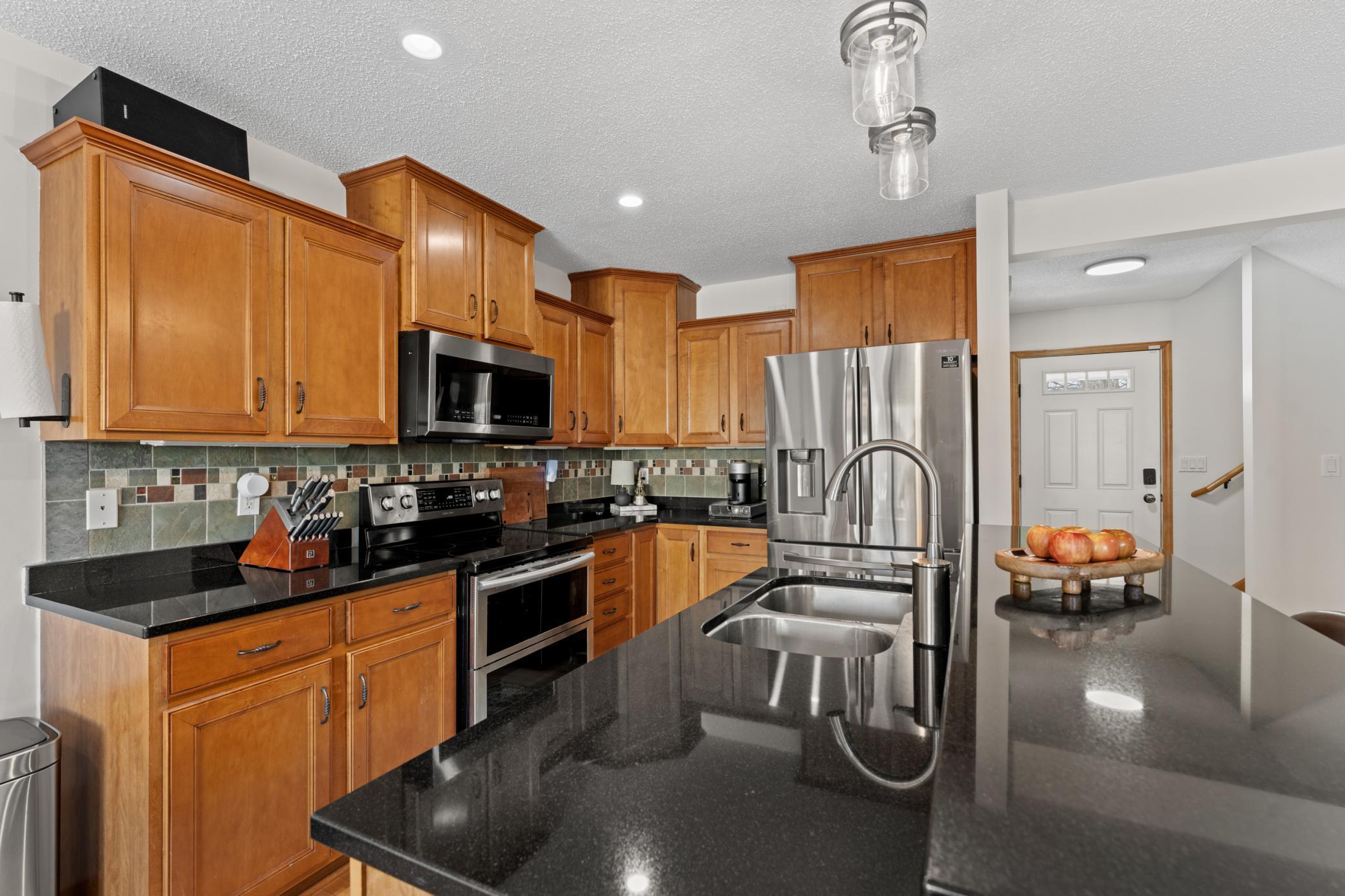 5021 56th Street Northwest Rochester, MN 55901 - Photo 5 of 14 Gallery Image 5