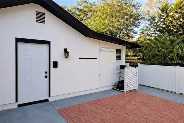 $1,350 | 5000 3rd Avenue North, St. Petersburg, FL 33710