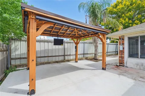 $229,900 | 7951 Sandpiper Drive, New Orleans, LA 70128