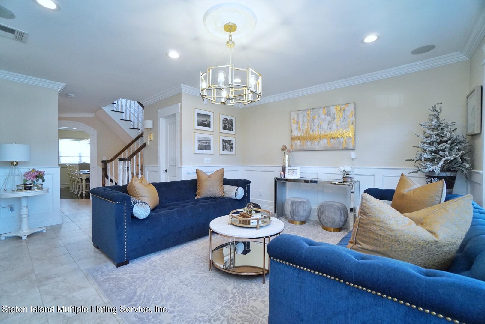 6 Waimer Place Staten Island, NY 10312 - Photo 13 of 69 Photo Nov 23, 12 04 43 PM