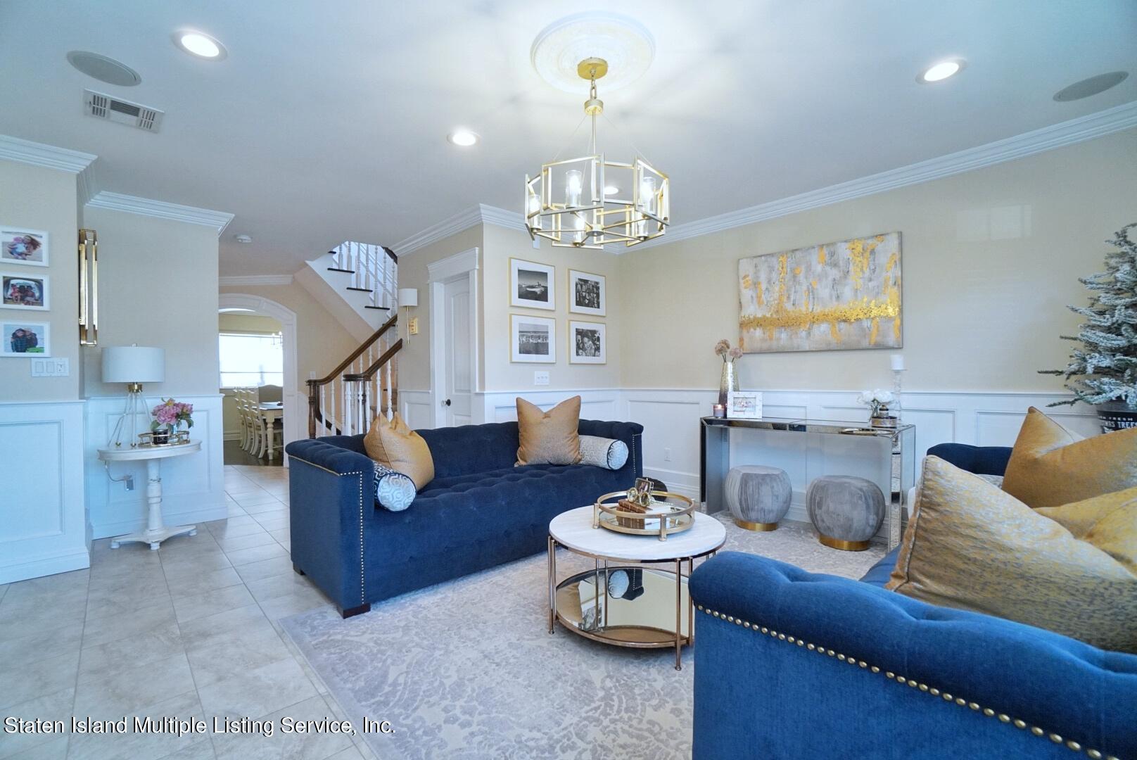 6 Waimer Place Staten Island, NY 10312 - Photo 14 of 69 Photo Nov 23, 12 04 40 PM