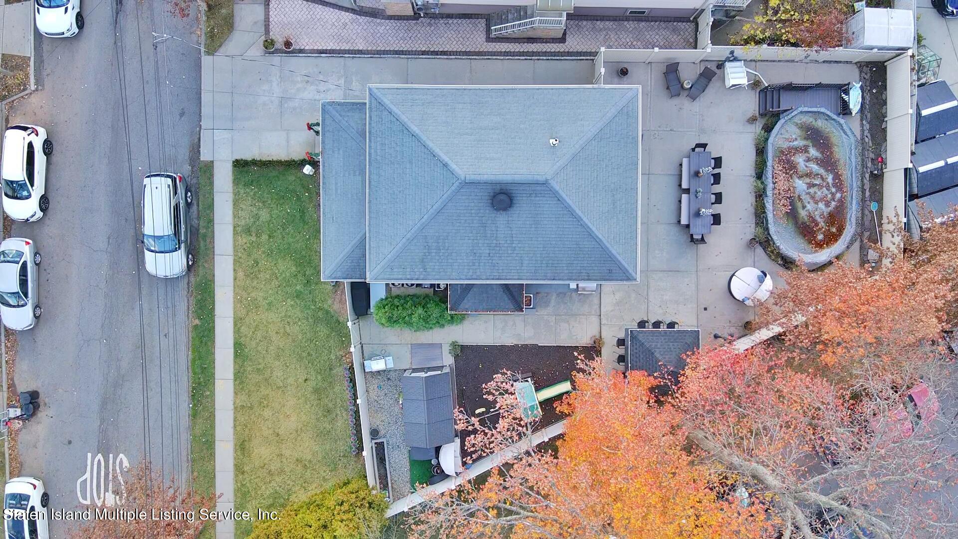 6 Waimer Place Staten Island, NY 10312 - Photo 5 of 69 Photo Nov 23, 12 31 10 PM