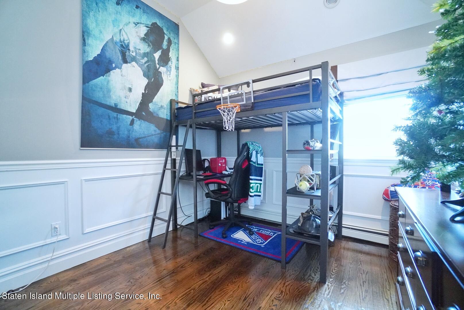 6 Waimer Place Staten Island, NY 10312 - Photo 53 of 69 Photo Nov 23, 11 55 51 AM