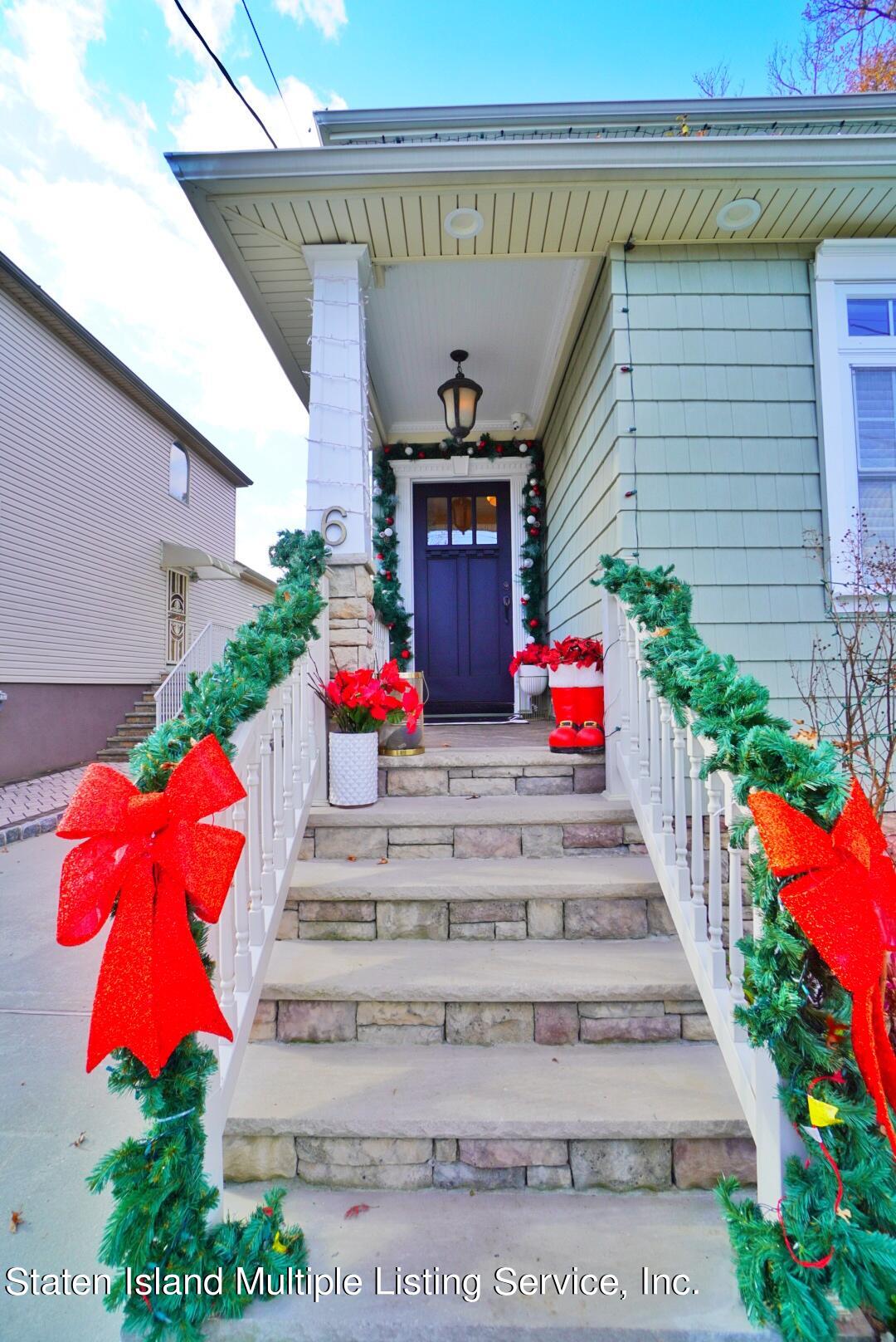 6 Waimer Place Staten Island, NY 10312 - Photo 6 of 69 Photo Nov 23, 11 49 46 AM