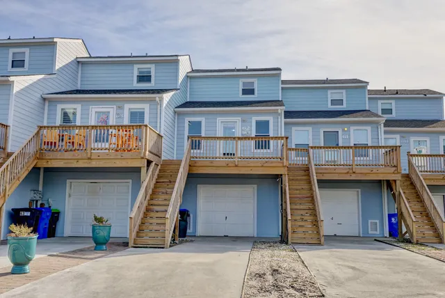 $1,950 | 62 Bermuda Landing Place, North Topsail Beach, NC 28460