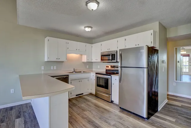 $1,950 | 62 Bermuda Landing Place, North Topsail Beach, NC 28460