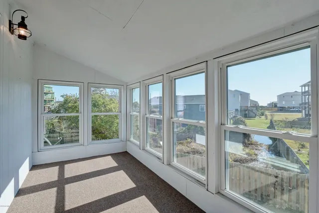 $1,950 | 62 Bermuda Landing Place, North Topsail Beach, NC 28460