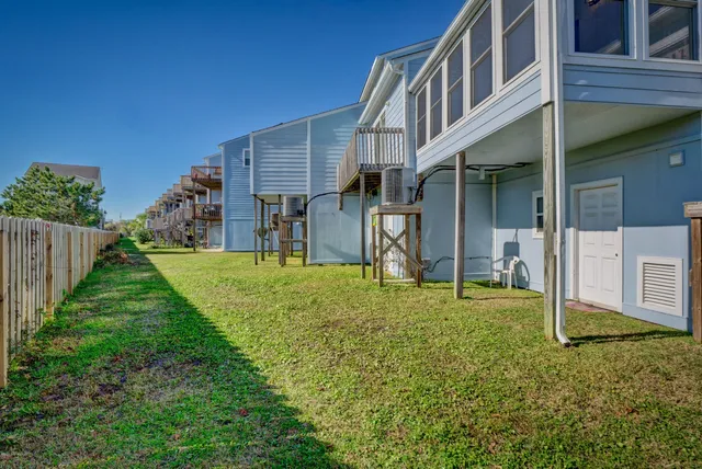 $1,950 | 62 Bermuda Landing Place, North Topsail Beach, NC 28460