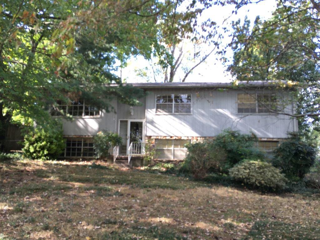 7701 Nubbin Ridge Road Southwest Knoxville, TN 37919 - Photo 1 of 10 Front
