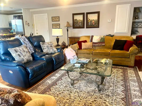 $314,900 | 32875 Rivergate Circle, Unit 1, Springfield, LA 70462