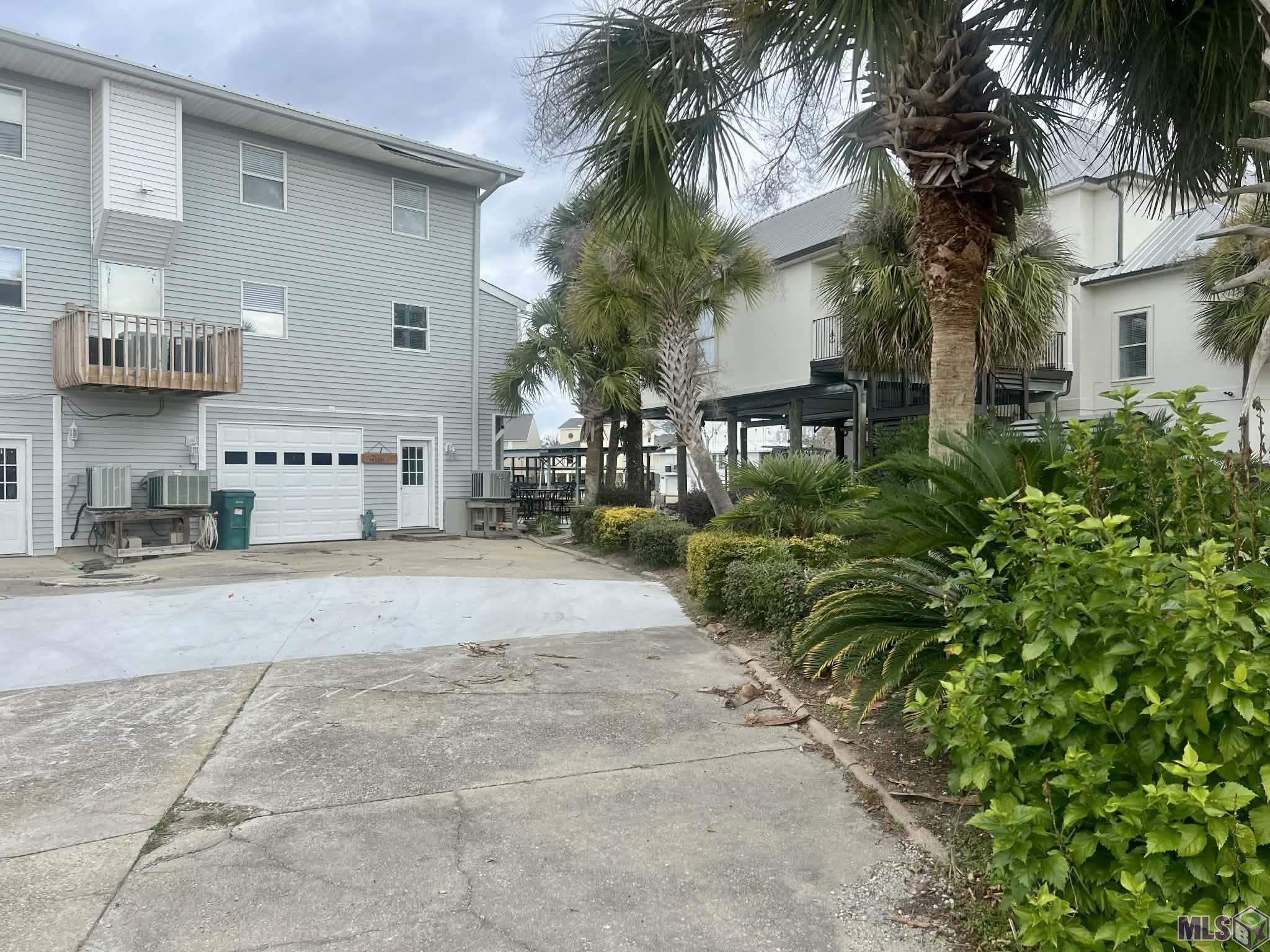 32875 Rivergate Circle, Unit 1 Springfield, LA 70462 - Photo 3 of 32