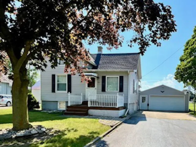$140,000 | 64 Auch Street, Sebewaing, MI 48759