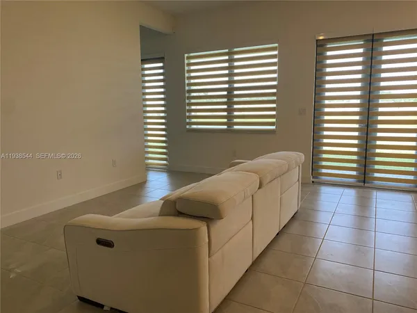 $5,500 | 4435 Southwest 174th Avenue, Miramar, FL 33029