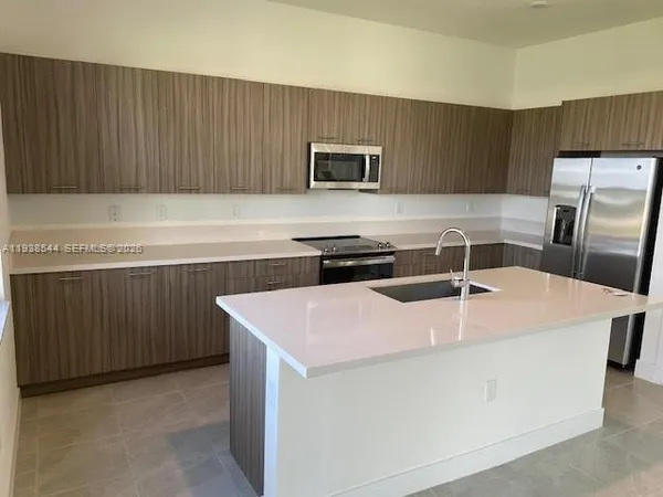 $5,500 | 4435 Southwest 174th Avenue, Miramar, FL 33029