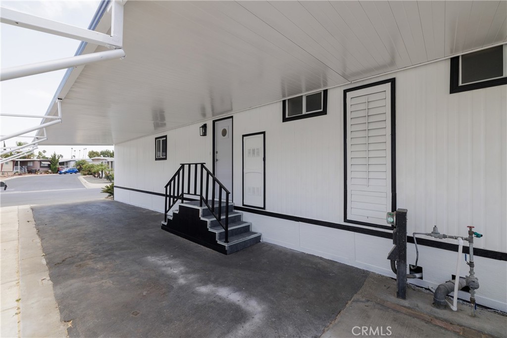 3700 Buchanan Street, Unit 58 Corona, CA 92503 - Photo 35 of 37