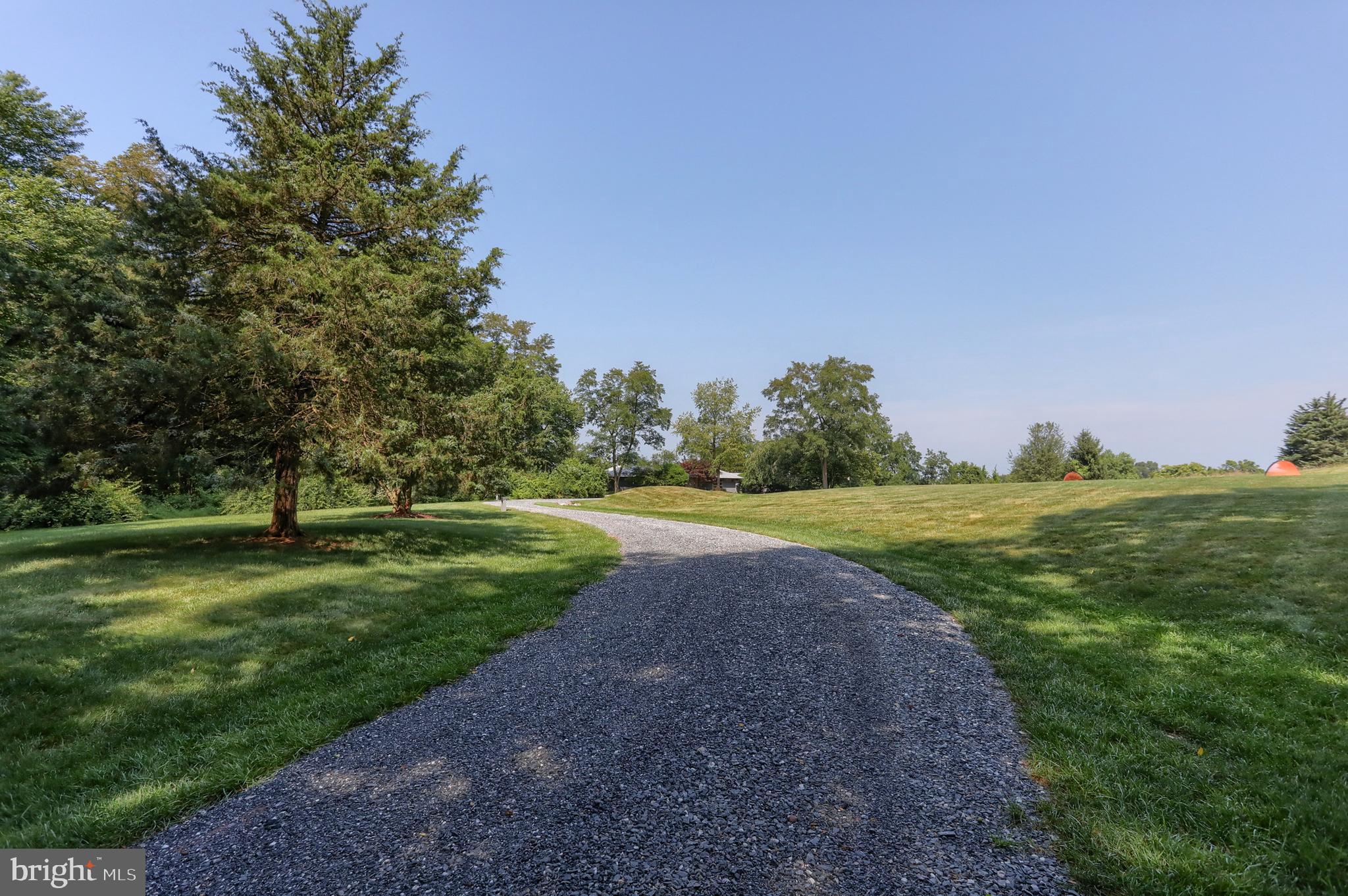 6993 Schoolhouse Road Hershey, PA 17033 - Photo 3 of 70 Gallery Image 3