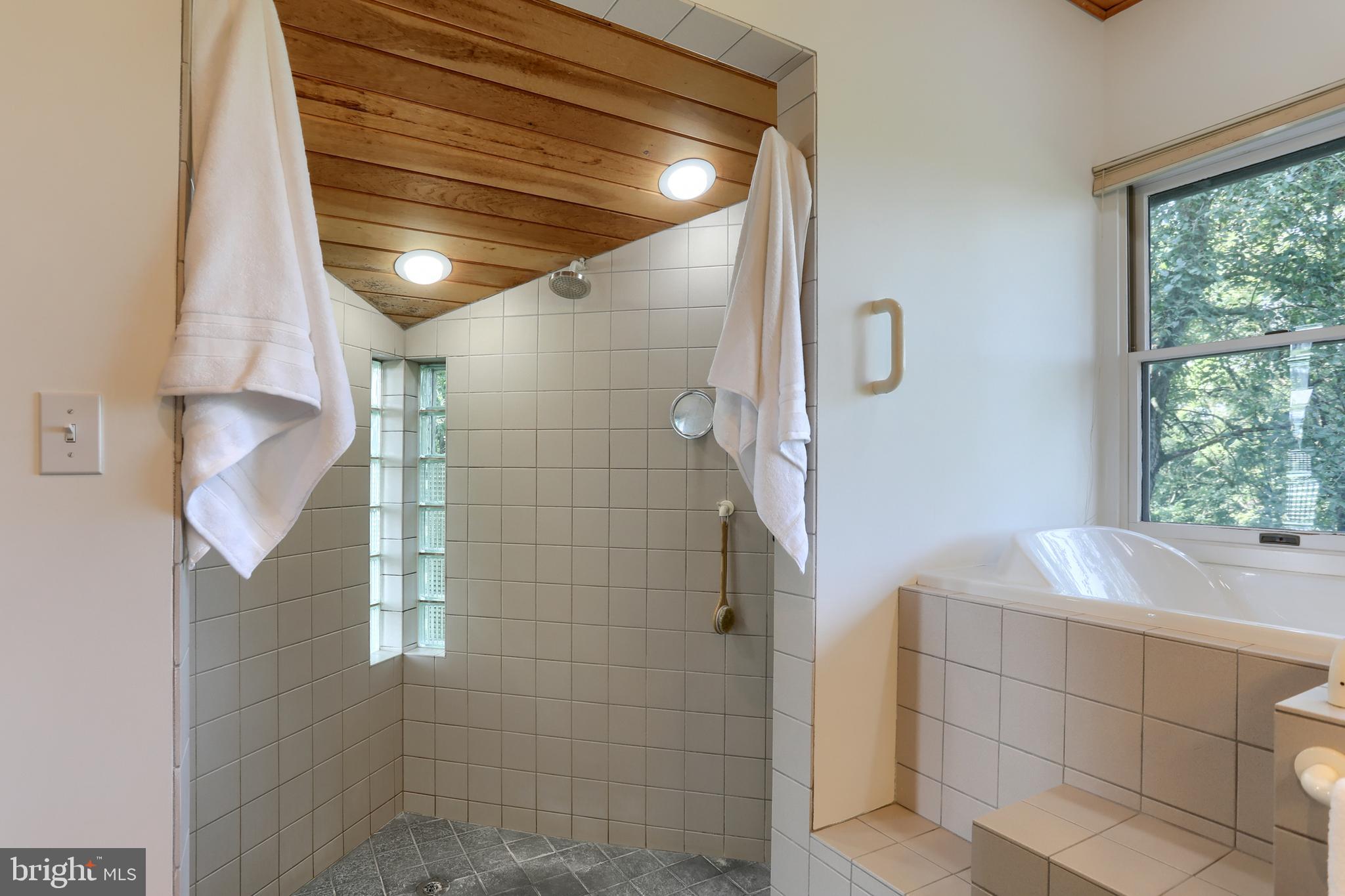 6993 Schoolhouse Road Hershey, PA 17033 - Photo 37 of 70 Gallery Image 37