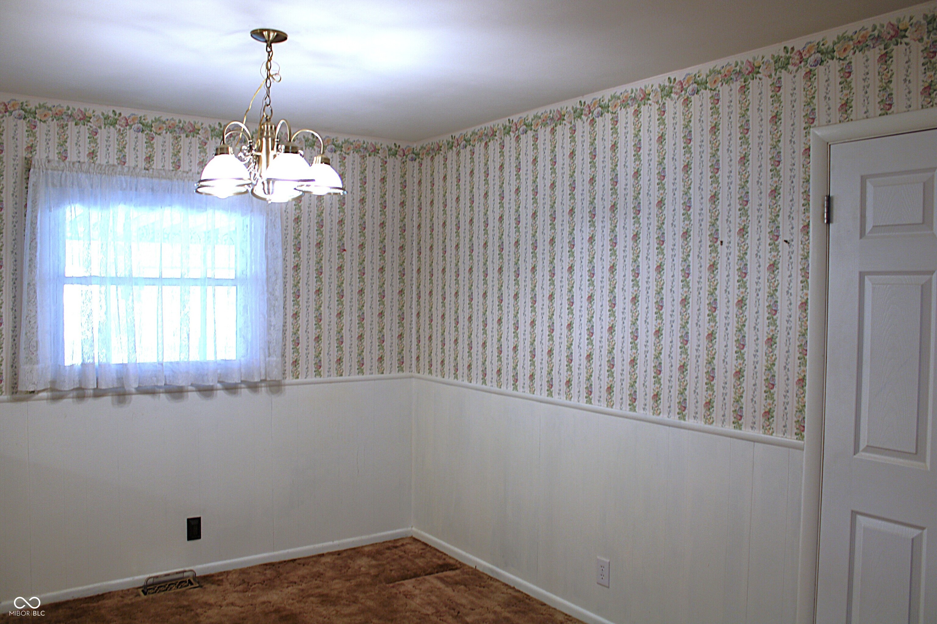 6415 Maple Lawn Road Indianapolis, IN 46241 - Photo 9 of 32