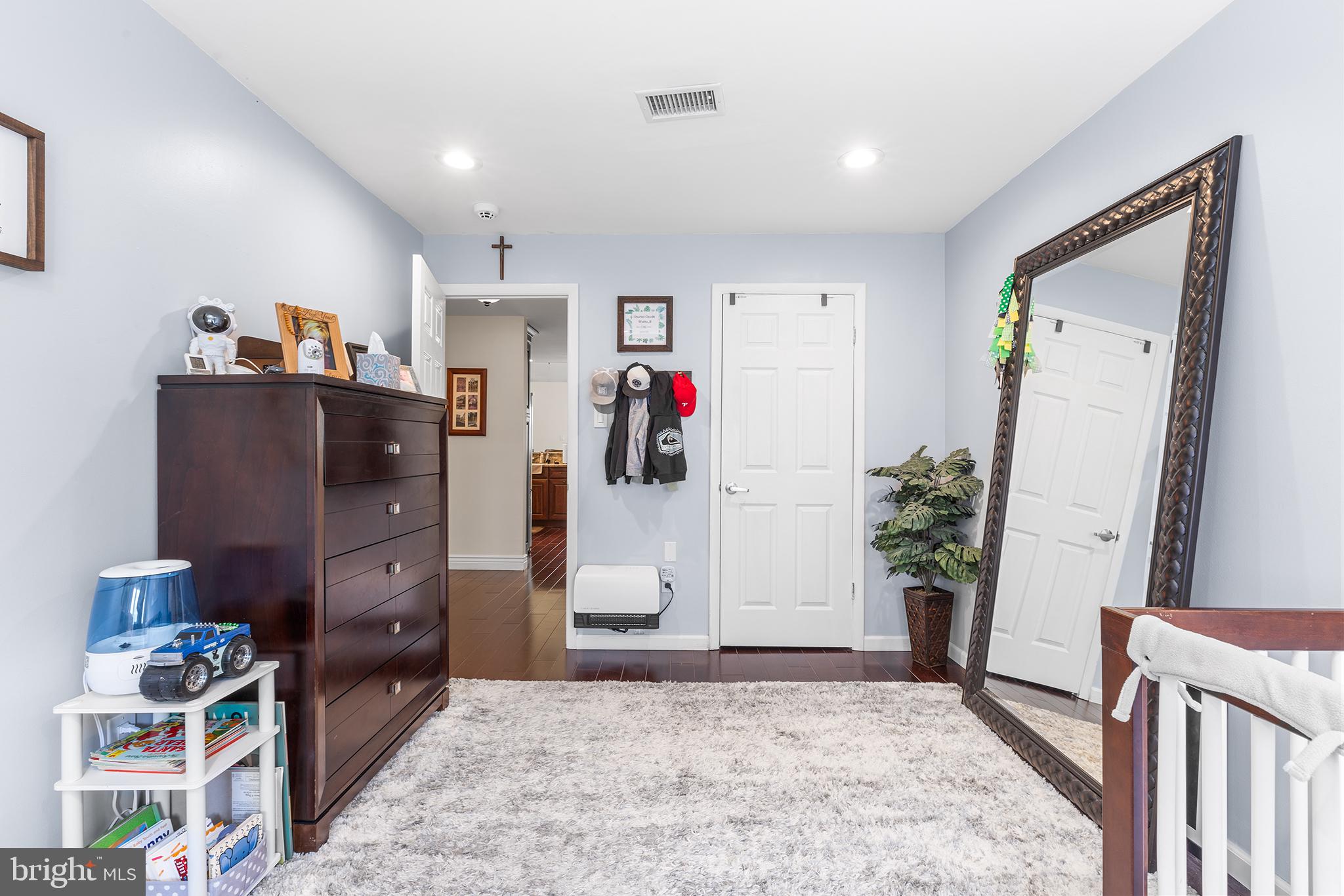 164 North 22nd Street, Unit B Philadelphia, PA 19103 - Photo 14 of 26