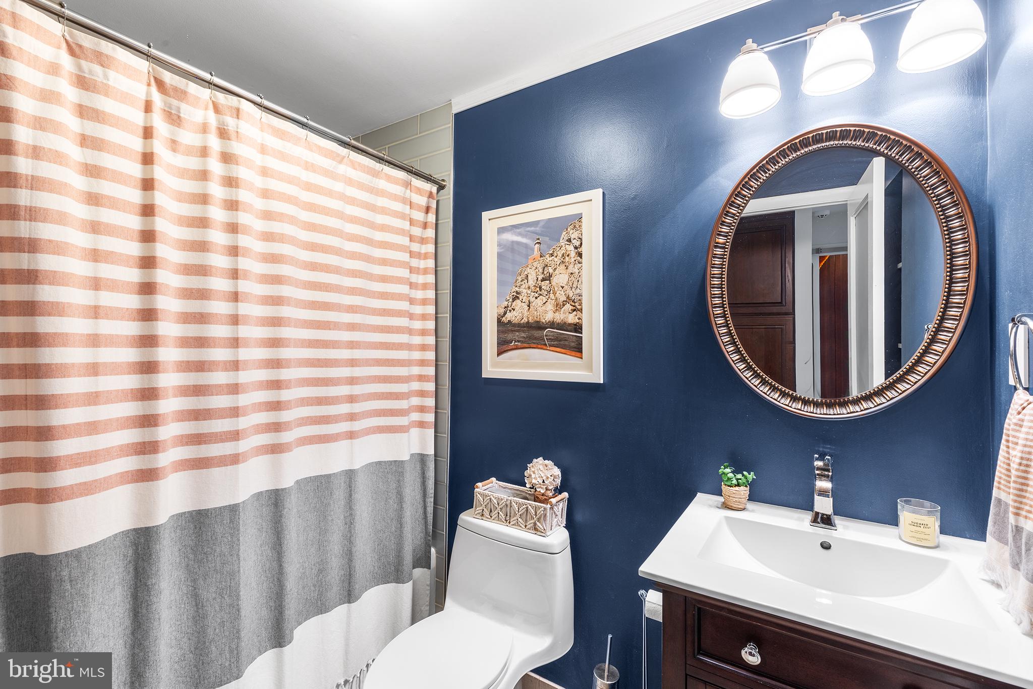 164 North 22nd Street, Unit B Philadelphia, PA 19103 - Photo 15 of 26
