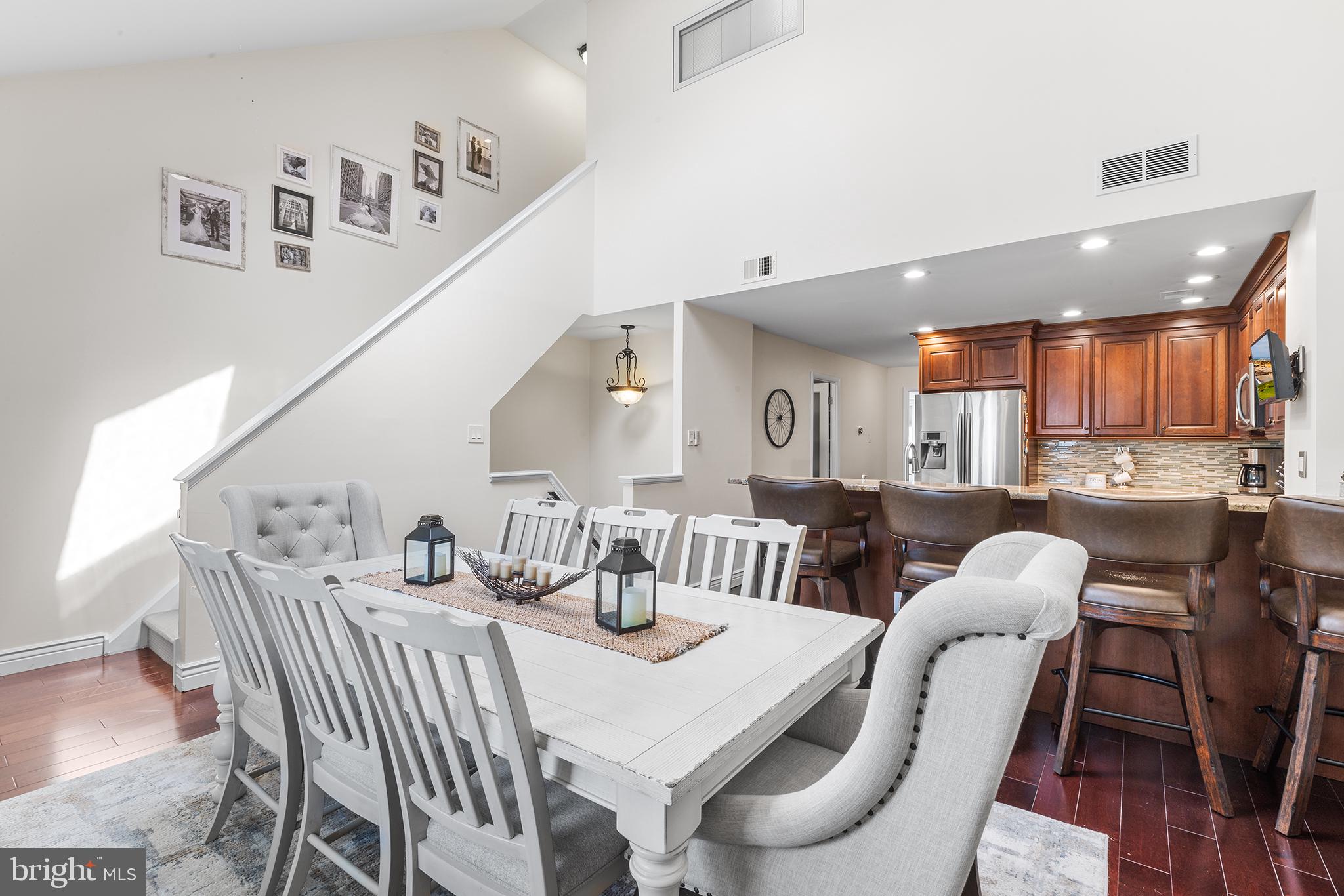 164 North 22nd Street, Unit B Philadelphia, PA 19103 - Photo 5 of 26
