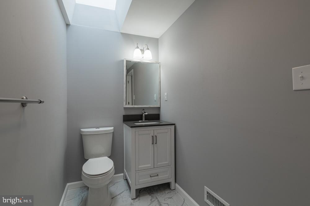 1533 Rainer Road Brookhaven, PA 19015 - Photo 23 of 37