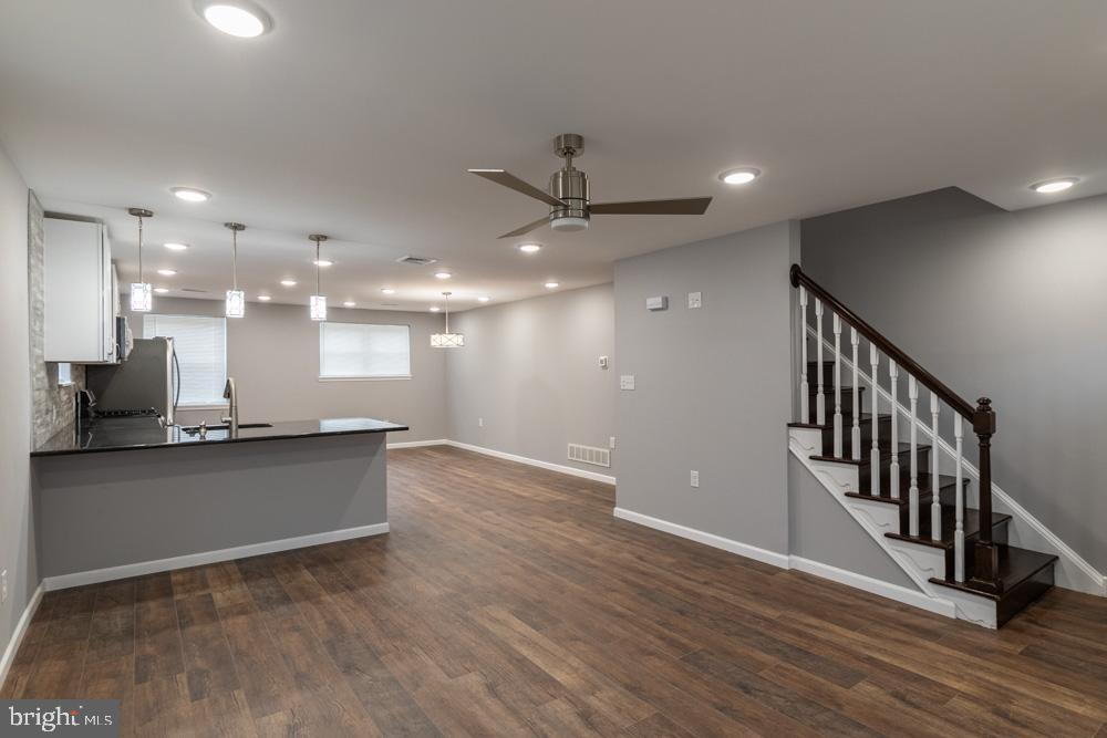1533 Rainer Road Brookhaven, PA 19015 - Photo 7 of 37