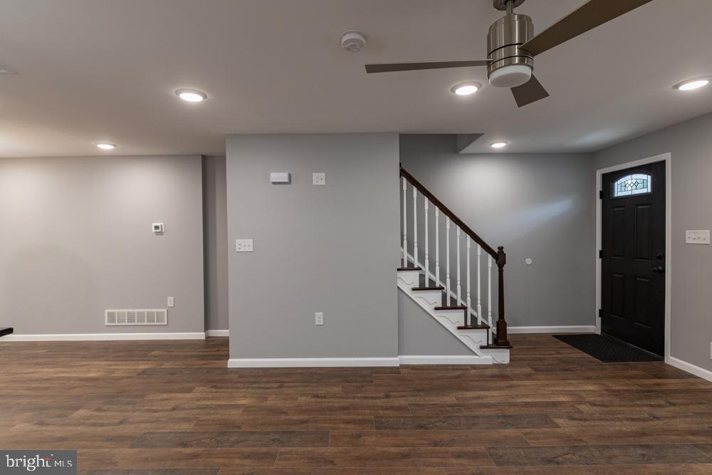 1533 Rainer Road Brookhaven, PA 19015 - Photo 9 of 37