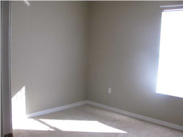305 Seclusion Boulevard Crestview, FL 32536 - Photo 8 of 12 a view of small space with window