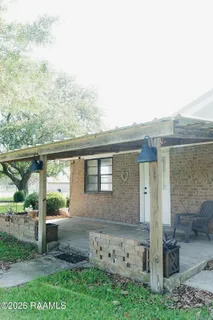 $180,000 | 2806 Riverwood Road, New Iberia, LA 70560