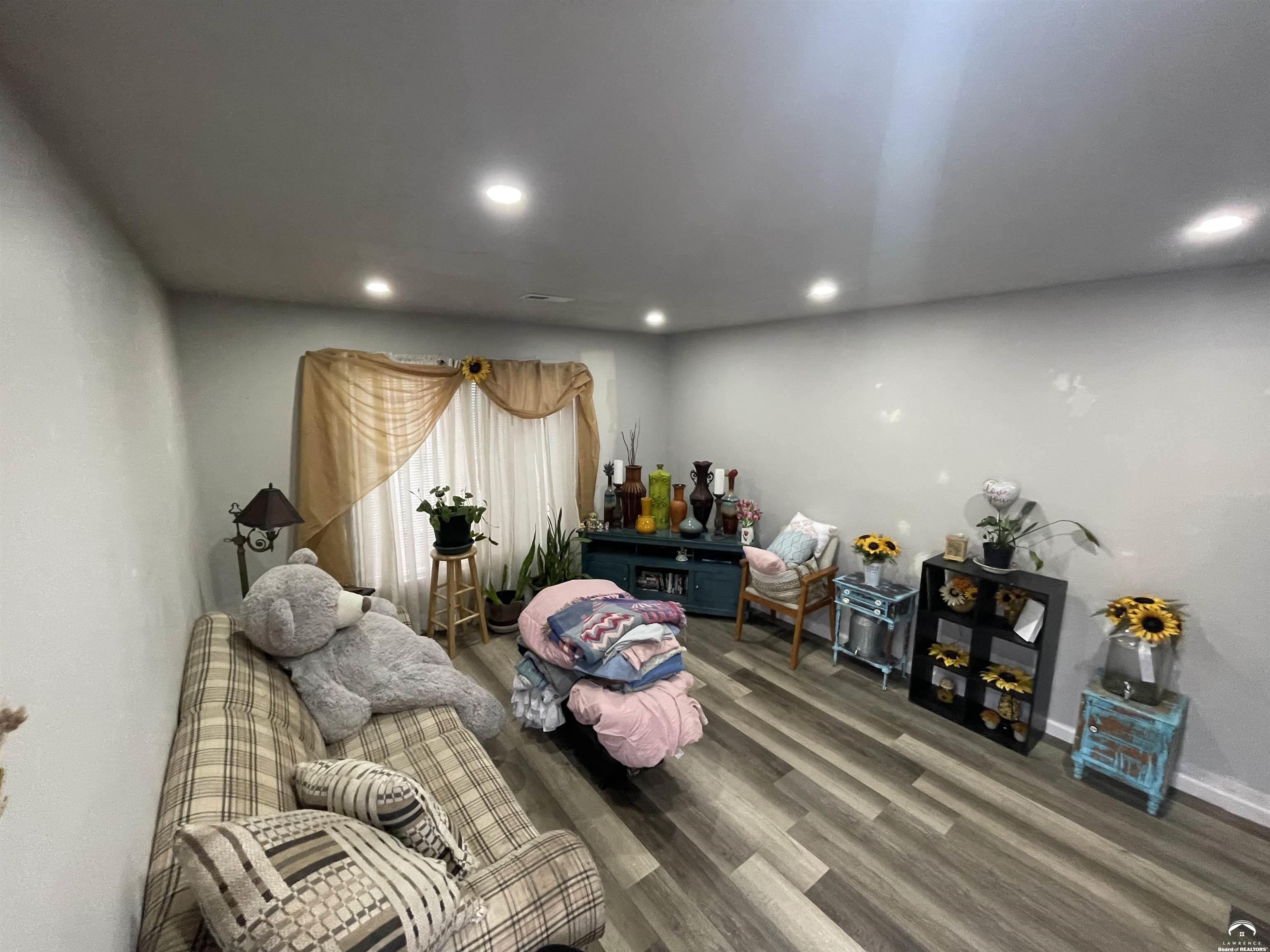 3226 Cardinal Drive Lawrence, KS 66049 - Photo 12 of 14