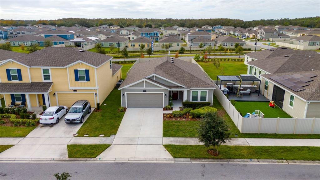 4476 Magnolia Ridge Court Kissimmee, FL 34746 - Photo 2 of 25