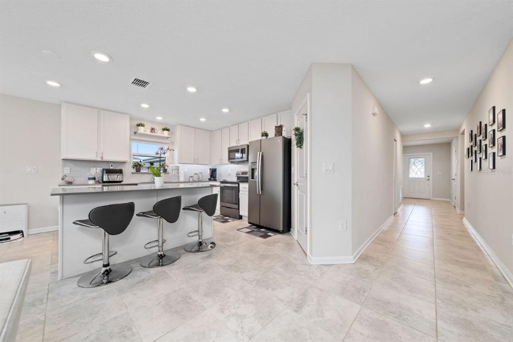 4476 Magnolia Ridge Court Kissimmee, FL 34746 - Photo 5 of 25