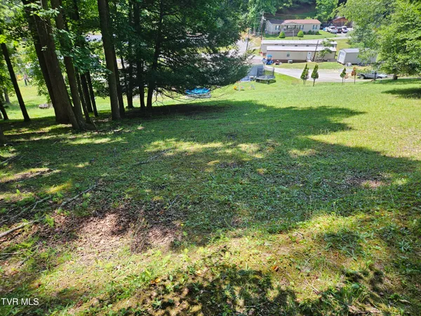 $18,000 | 275 Friend Street, Clintwood, VA 24228
