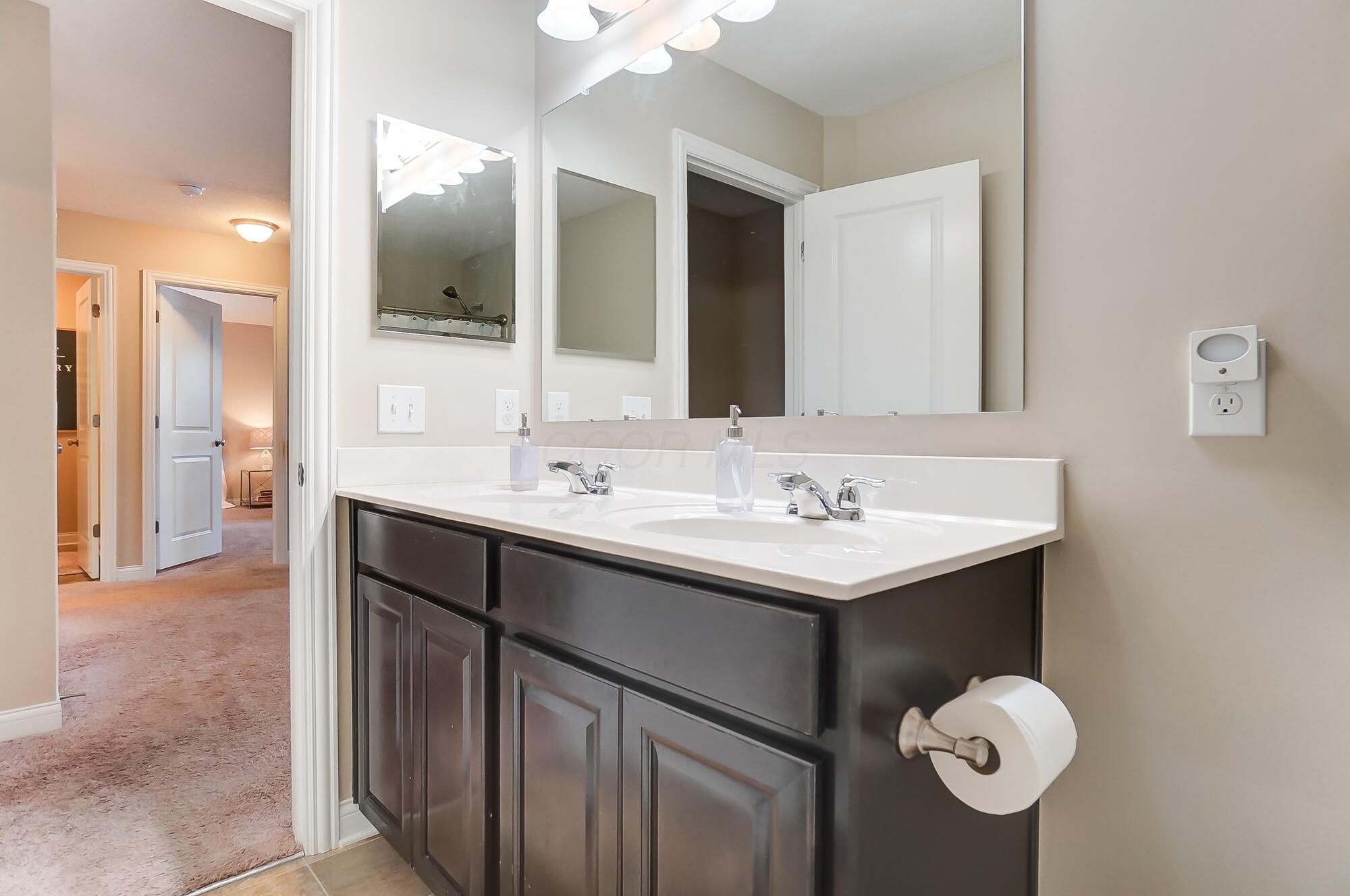 191 Cambridge Road Delaware, OH 43015 - Photo 50 of 70 058