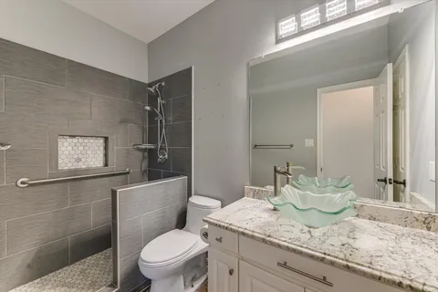 $1,175,000 | 12409 Cascade Caverns Trail, Austin, TX 78739