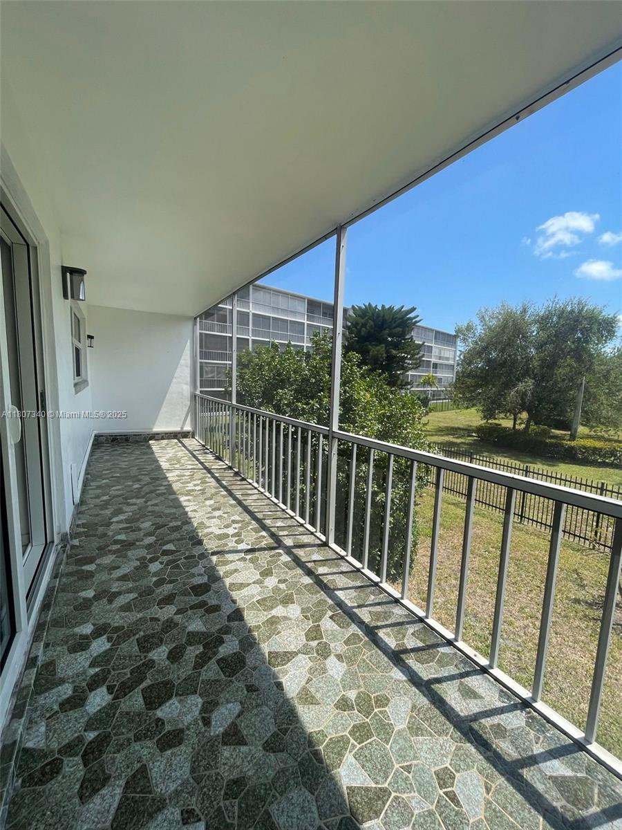 950 Hillcrest Drive, Unit 211 Hollywood, FL 33021 - Photo 20 of 20