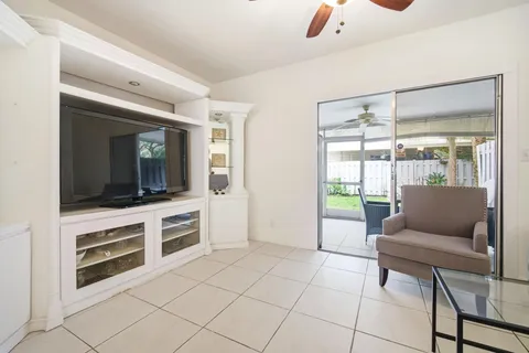$339,000 | 2683 Northeast 15th Street, Pompano Beach, FL 33062