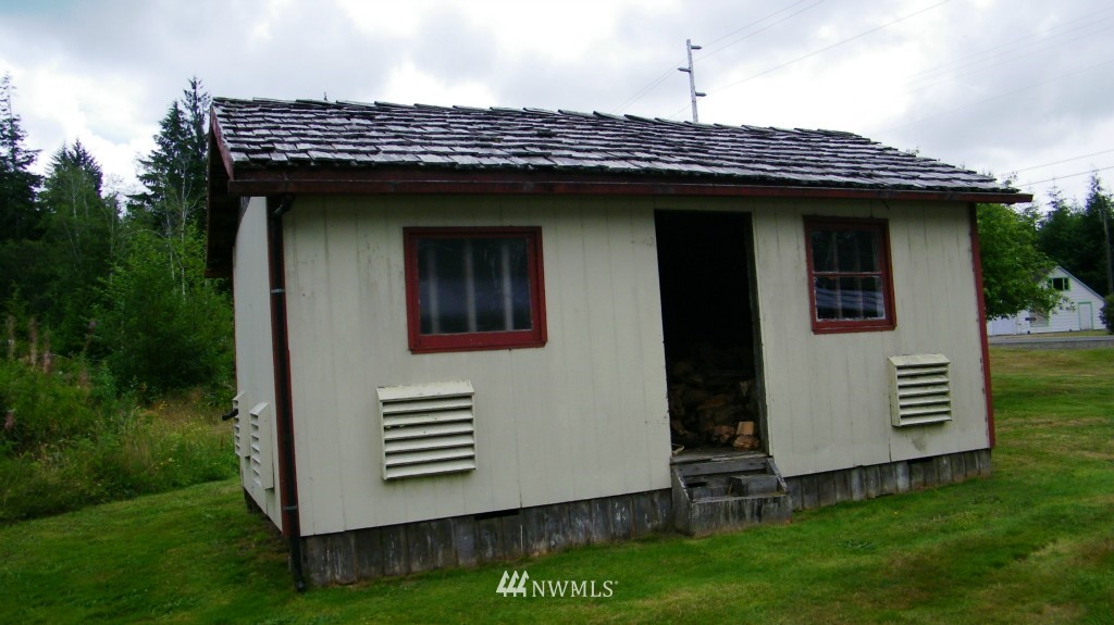 2306 Ocean Beach Road Copalis Crossing, WA 98536 - Photo 3 of 4 Gallery Image 3