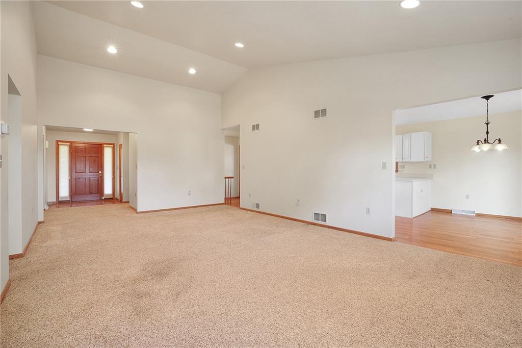 58 Darlington Road Beaver Falls, PA 15010 - Photo 4 of 26 What fantastic space!