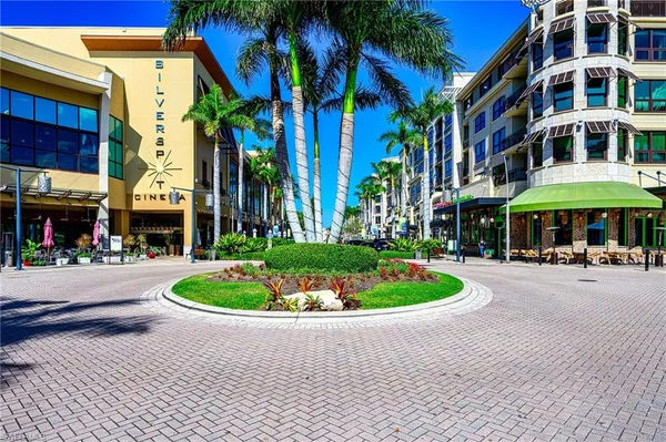 $6,750 | 565 Beachwalk Circle, Unit T104, Naples, FL 34108